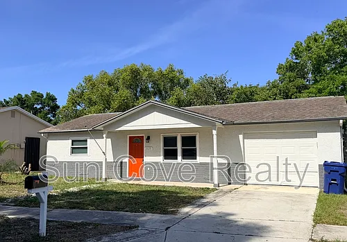11635 Salmon Dr Photo 1