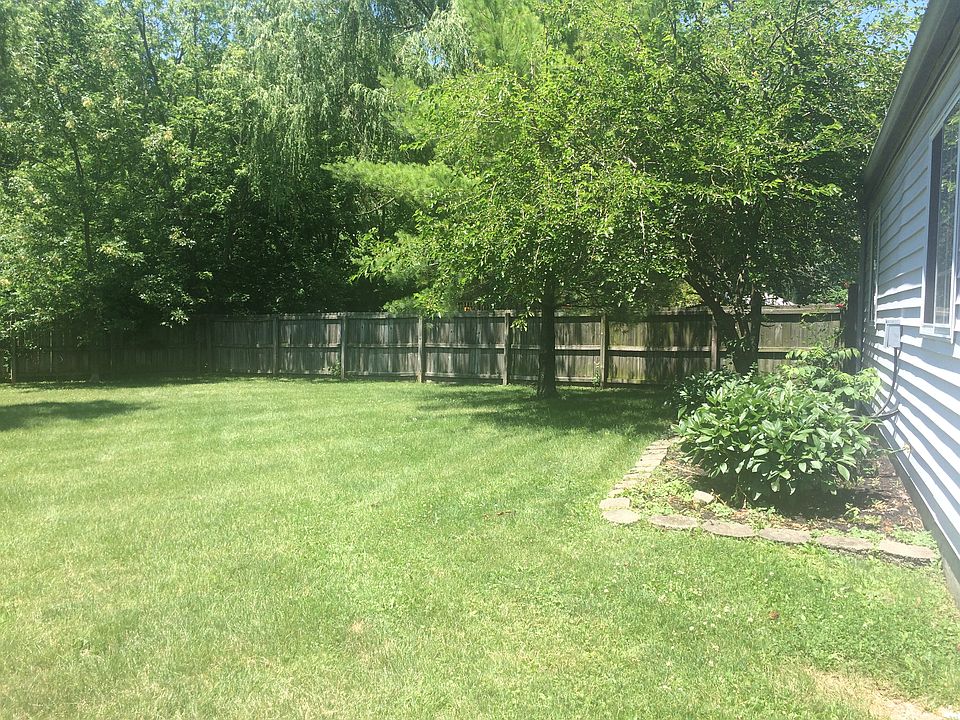 2nd image of 170 Meadow Creek Blvd