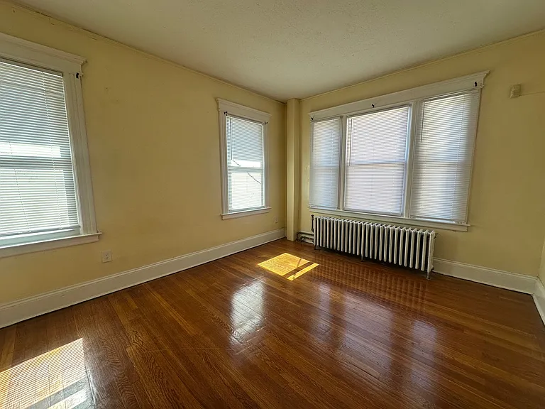 148 Adams St #2 — Photo 13