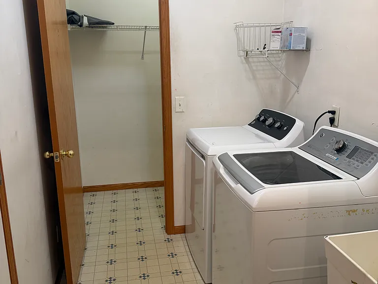 1567 Dublin Ct — Photo 7