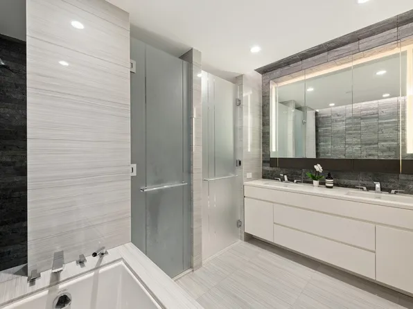 70 Charlton Street image 12 of 30