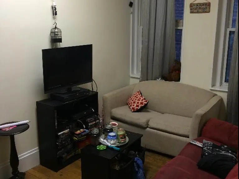 17 Aberdeen St #2 — Photo 5