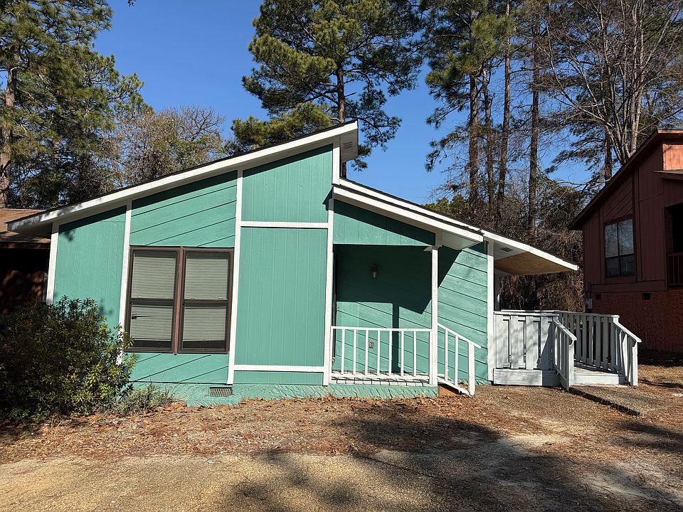 1st image of 3584 Torbay Dr #1