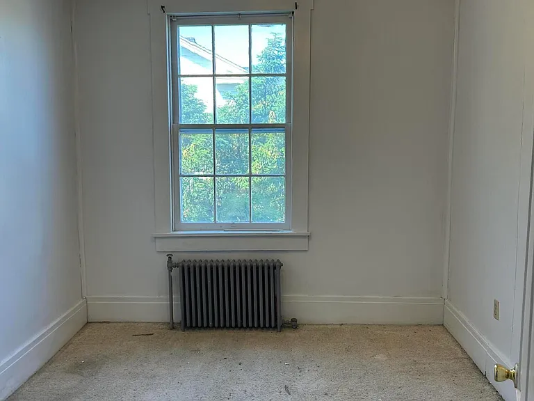 632 Chestnut St #3 — Photo 11
