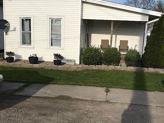 2nd image of 1020 Tiffin St