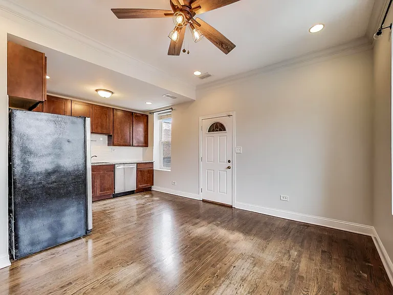 1450 N Campbell Ave #3R — Photo 4
