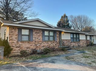 105 Milton Dr, Paducah, KY 42003