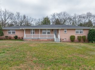 1205 Saint Marys Ln, Nashville, TN 37218
