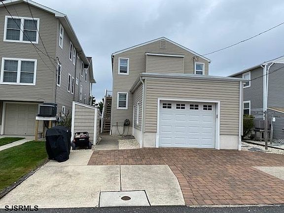 2nd image of 3237 Haven Ave #39