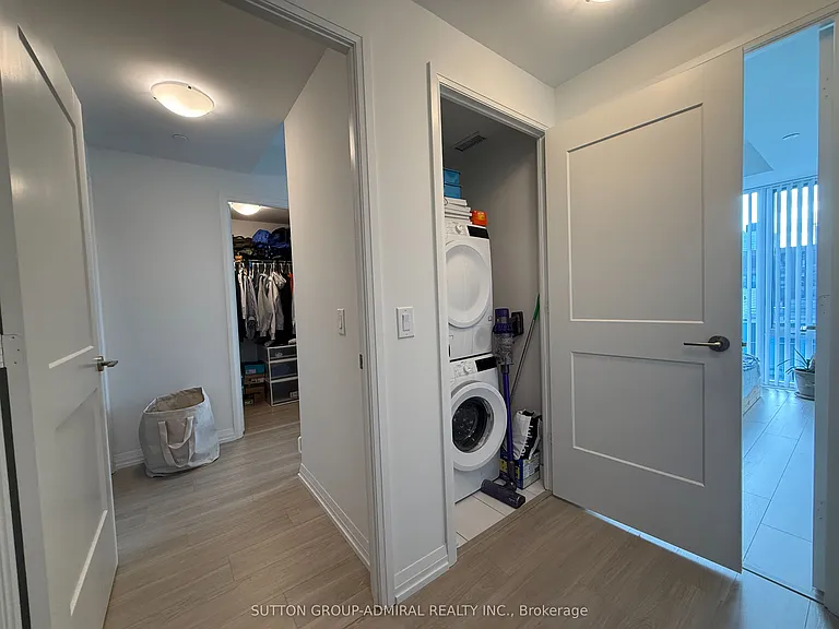 8 Widmer St #8 — Photo 7