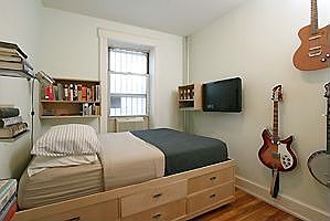 2nd image of 671 47th St APT 4B