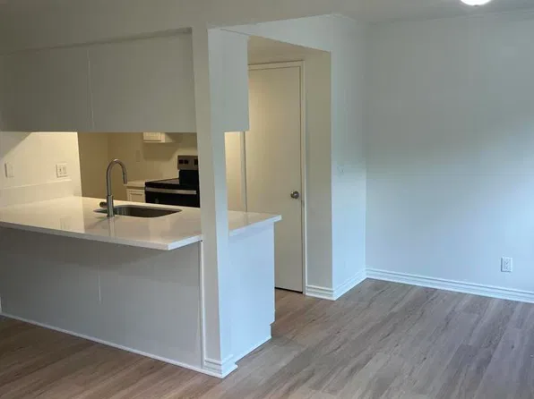 1111 Saratoga Ave, Ventura, CA 93003
