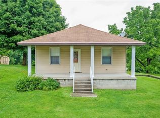 33 Coyle Curtain Rd, Charleroi, PA 15022