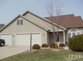 10118 Unita Dr, Fort Wayne, IN 46804