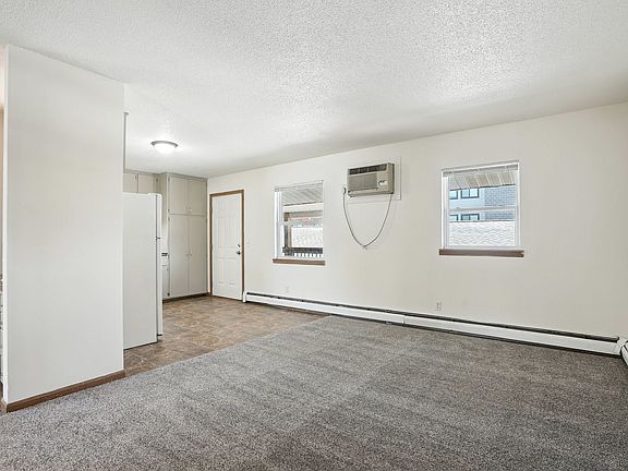 2nd image of 419 10th Ave #41902