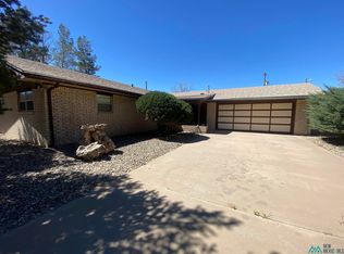 2204 S Palomar Dr, Roswell, NM 88203