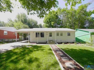 3901 E 7th St, Sioux Falls, SD, 57103
