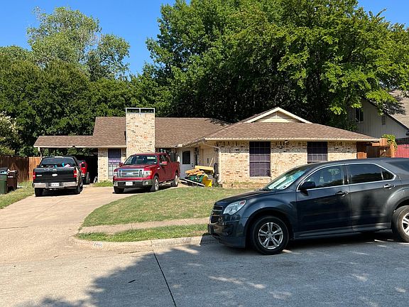 3rd image of 1500 Larchmont Dr