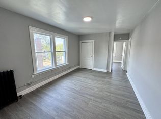 1518 University Ave W #14, Windsor, ON N9B 1B9