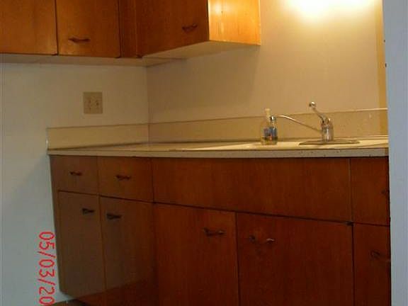 3rd image of 1534 S 11th St APT 1