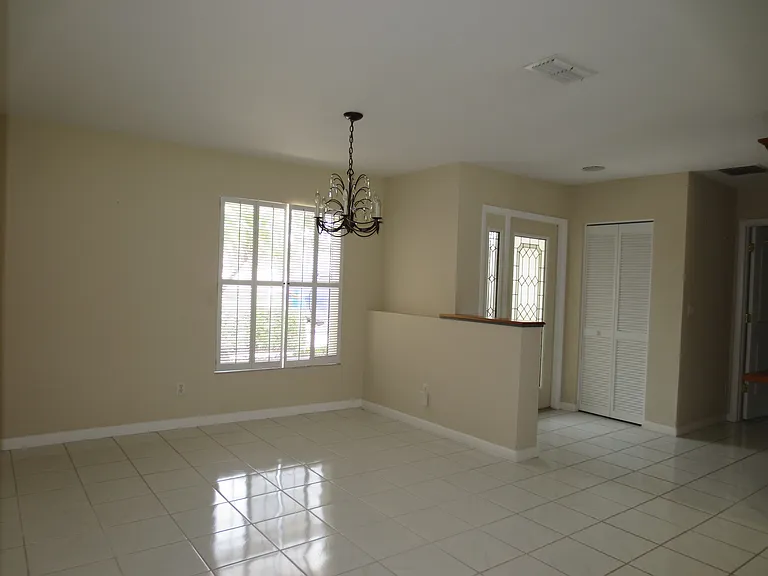 3132 Brunswick Cir — Photo 16