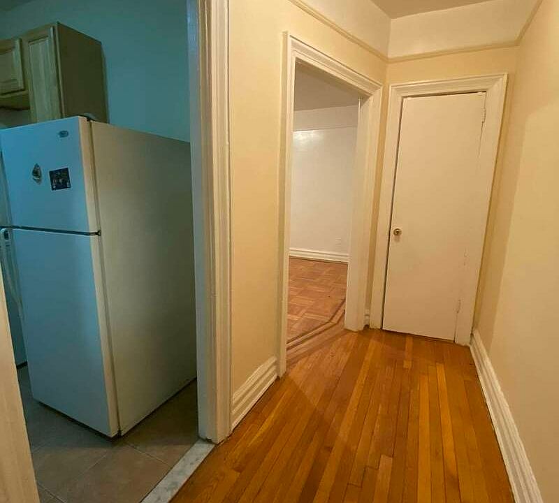 1st image of 287 Webster Ave #1C