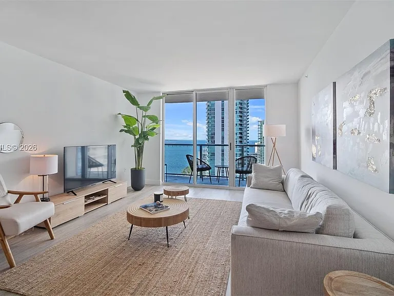 1155 Brickell Bay Dr #2203 — Photo 6
