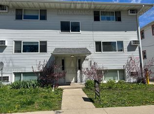 1221 4 1/2 St NW #5, Rochester, MN 55901