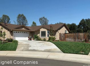 4721 Squirrel Run Ct, Redding, CA 96002