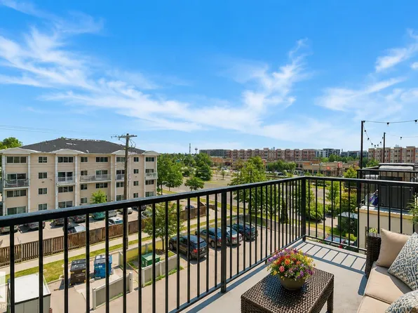 11203 103a Ave NW #408, Edmonton, AB T5K 2E4