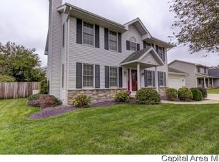 528 Augusta Dr, Chatham, IL