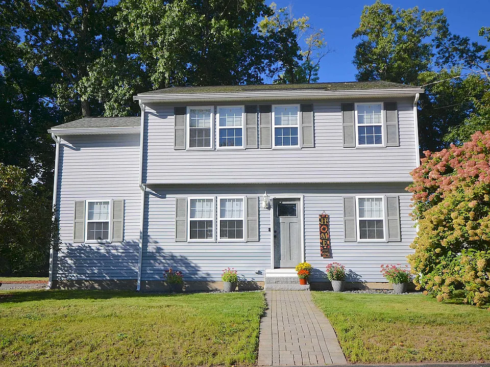 38 Campbello St