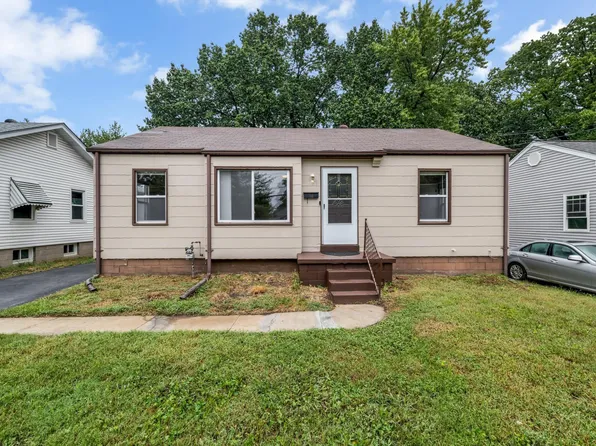 8593 Engler Ave, Saint Louis, MO 63114