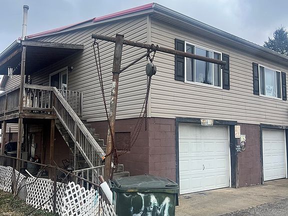 3rd image of 2415 Ohio Street