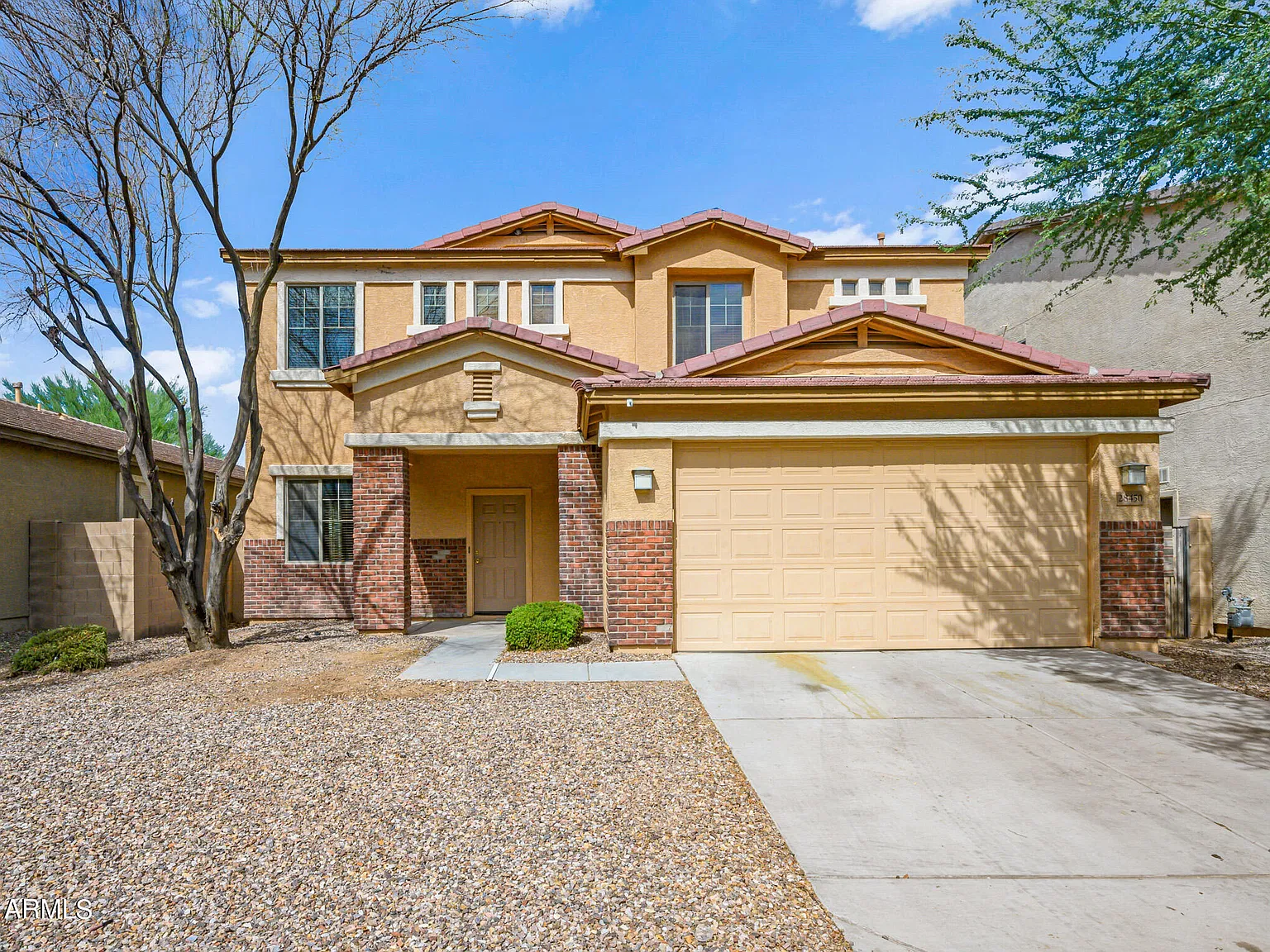 5 bed, 3.0 bath, 2501 sqft, $1,995 — Photo 1