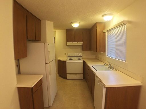 4th image of 1500A Marine Dr