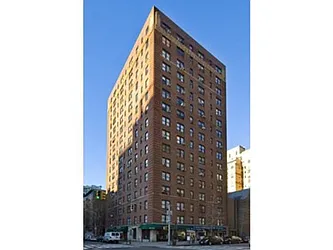 371 Second Avenue in Gramercy Park