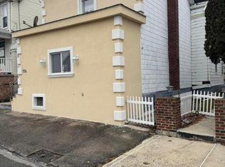 114 E Ludlow St, Summit Hill, PA 18250