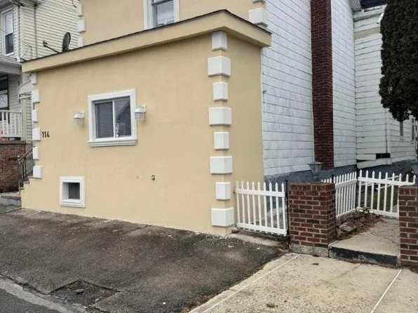 114 E Ludlow St, Summit Hill, PA 18250