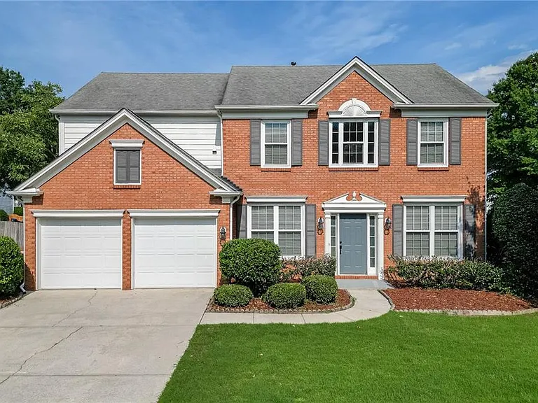 305 Leatherman Ct — Photo 1