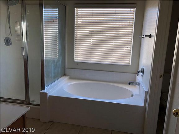 4th image of 2916 Aspen Club Ave #0