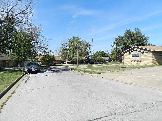 2nd image of 6706 E 32nd Pl