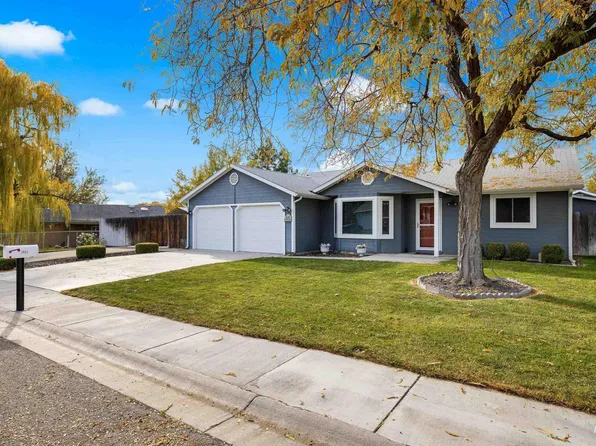 2623 Hillcrest Way, Nampa, ID 83686