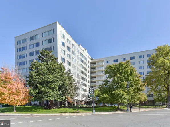 2475 Virginia Ave NW #929, Washington, DC 20037