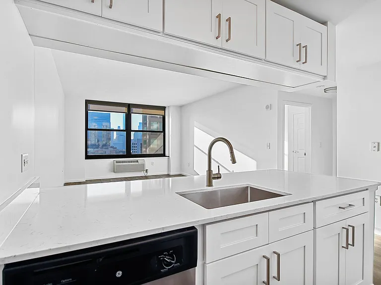 100 Newark Ave #2608 — Photo 7