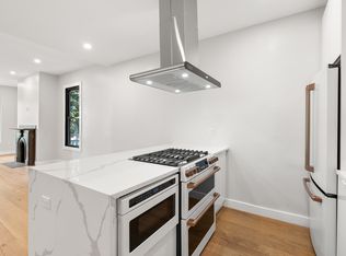 18 Yale Ter, Jamaica Plain, MA 02130