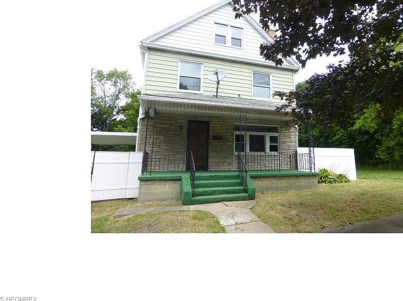1st image of 924 Lakewood Ave