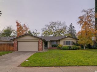 2448 El Lujo Way, Rancho Cordova, CA 95670