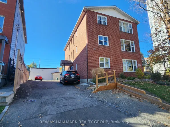 346 Winona Ave, Ottawa, ON K1Z 5H4