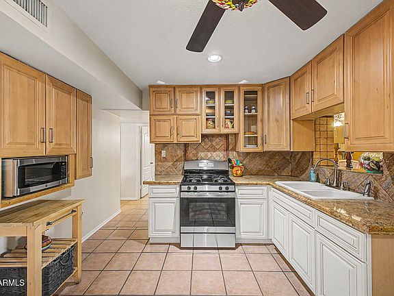 3rd image of 502 W SOUTHERN Avenue